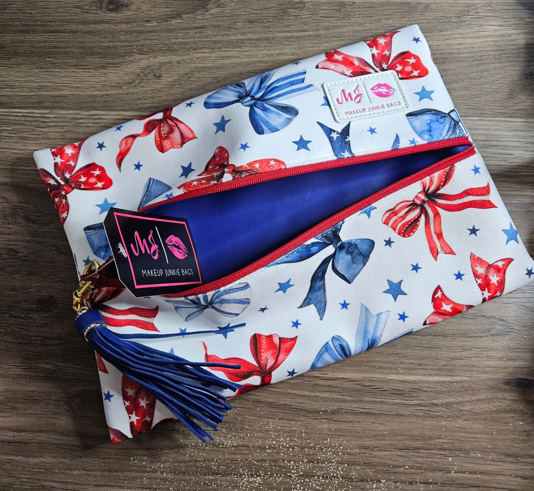 Makeup Junkie Miss Americana Medium bag